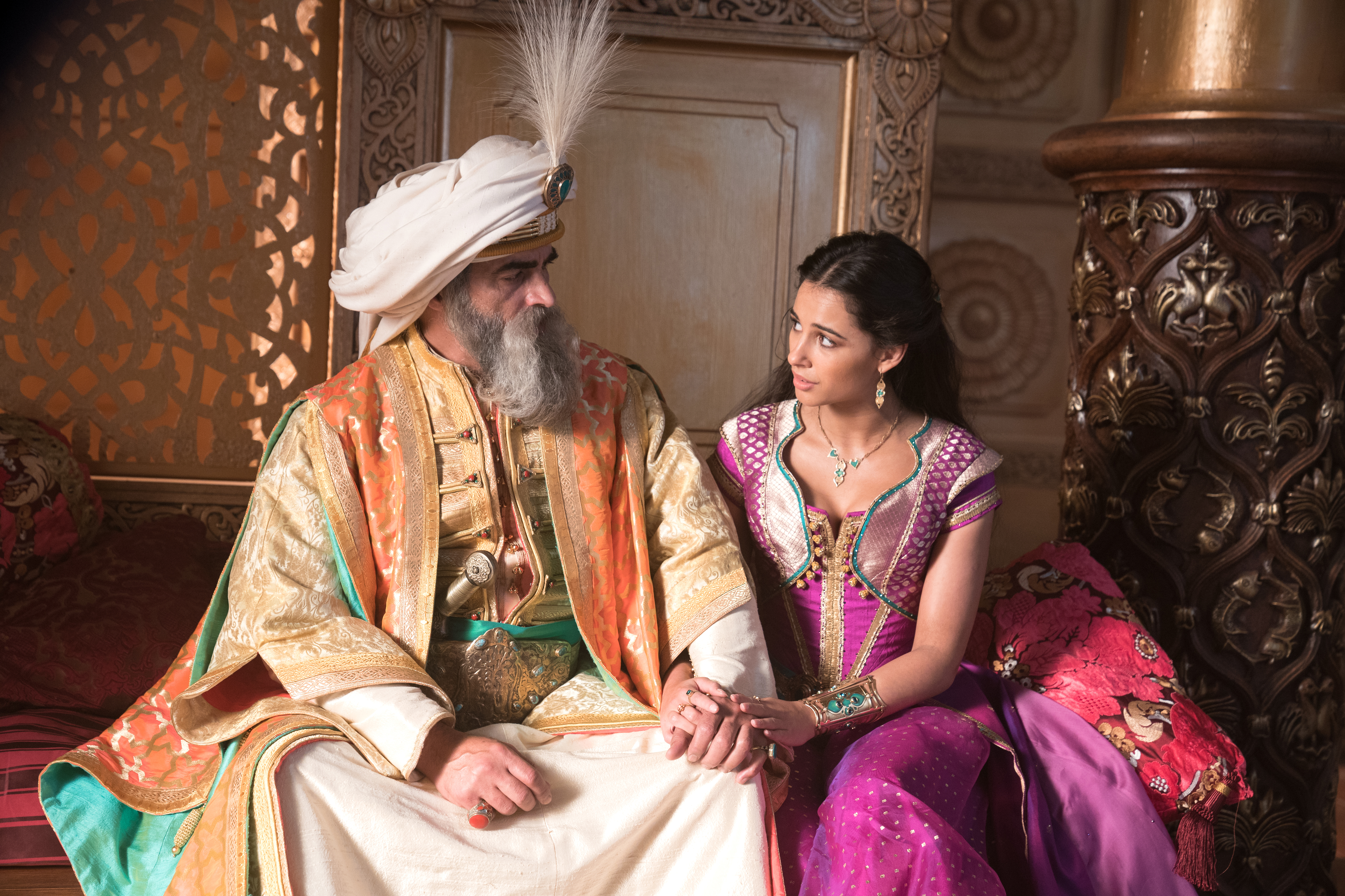 Nasim Pedrad, Marwan Kenzari,Navid Negahban, Mena Massoud, Jasmine, Naomi Scott, Will Smith, Abu, Jafar, Aladdin, Disney's Aladdin, Live-action film, movie review, Guy Ritchie,