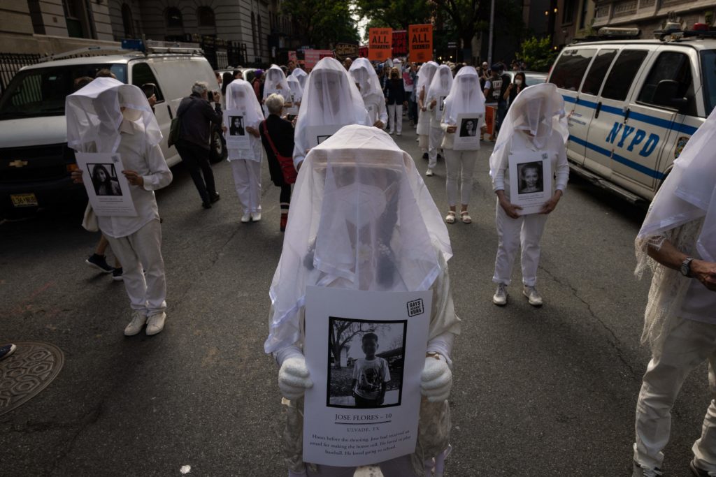 Uvalde authorities stood by as parents begged them to save their children from a mass shooter, Salvador Ramos, uvalde victims, robb elementary